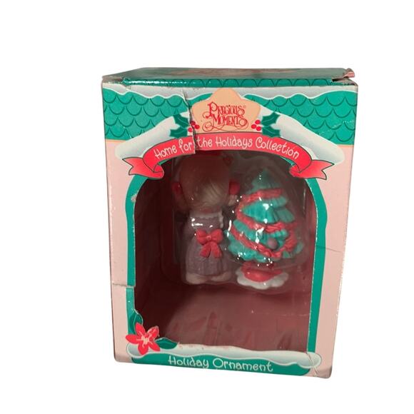 NIB Vintage Precious Moments Girl with Christmas tree 1996 - Picture 5 of 6